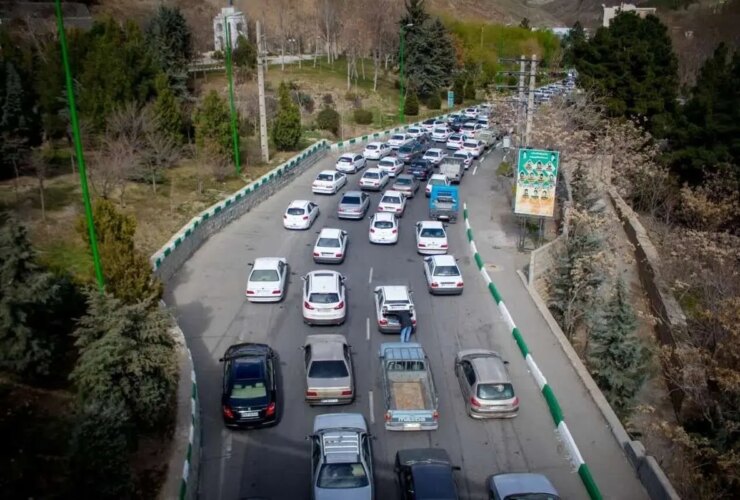 آخرین هوا و ترافیک جاده ها