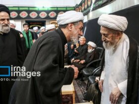 تصاویر عزاداری مقامات تقلید QOM در روز Assura