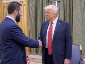 عکس با تشکر از دونالد ترامپ به سوریه