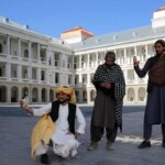 برای دیدن دعوت آمریکایی به افغانستان با شوخی طالبان با تروریسم