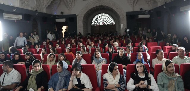 مدیر سینما: من کسانی را که ناراحت کننده هستند نمی بخشم