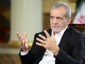 پنج ساله ، پزشکان مسعود ، به همراه خانواده اش