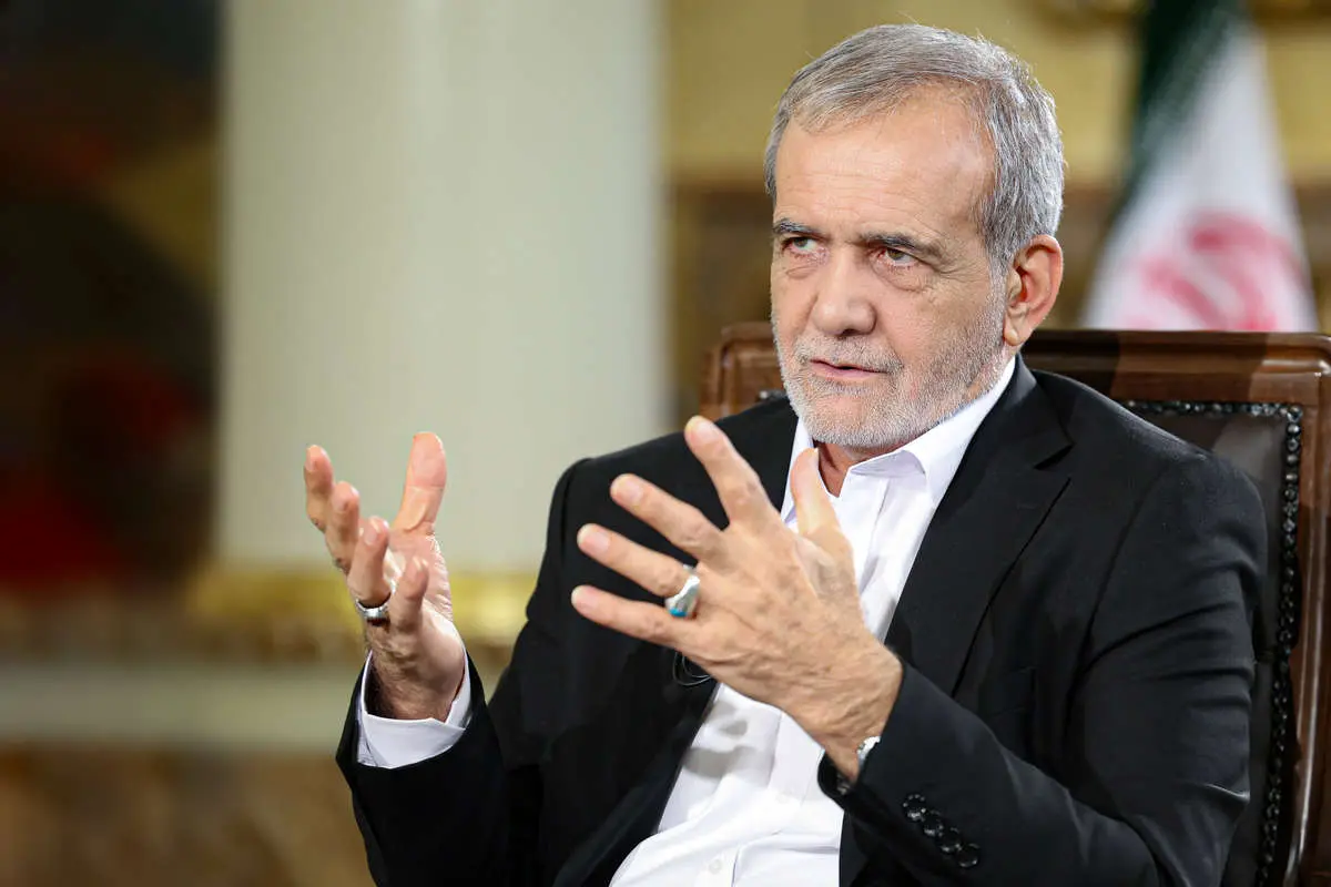 پنج ساله ، پزشکان مسعود ، به همراه خانواده اش
