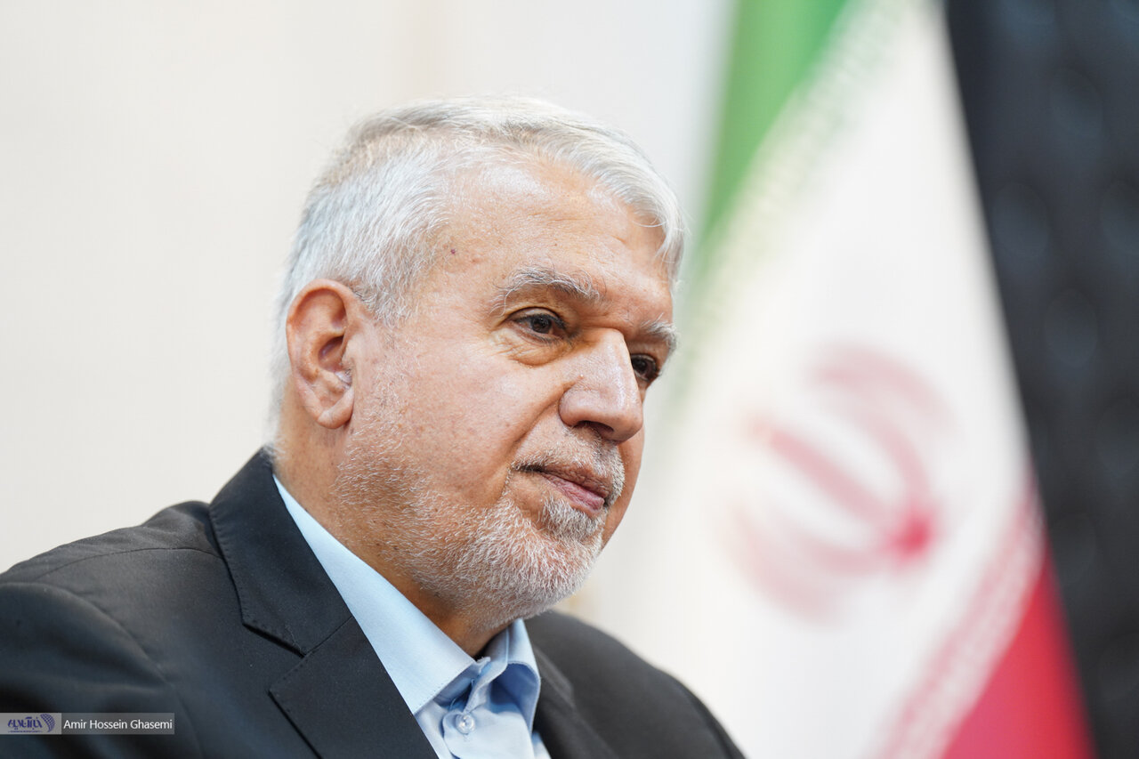 "ضبط جهانی قبل از هانیوری قبل از دره Khoramabad"