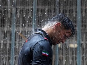 تصاویر آتش سوزی انبار کفش در منطقه پل Roshandelan Tehran