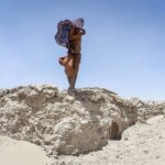 برای دیدن طوفان شن و ماسه خانه های زهکشی را مسدود کرد