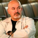 سالمندان که ممکن است با هر بهانه ای به ایران پناه برده باشند!