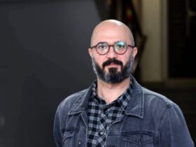 به یادآوری بنیاد/ نامه بارگذاری به راد فریدزاد ، رئیس سازمان سینما ادامه دهید.