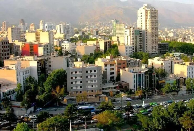 فروش یک میلیارد متر خانه در تهران