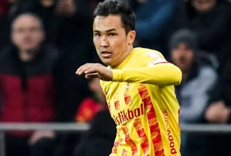 توافق پرسپولیس با Legionner Shokorov Oronov