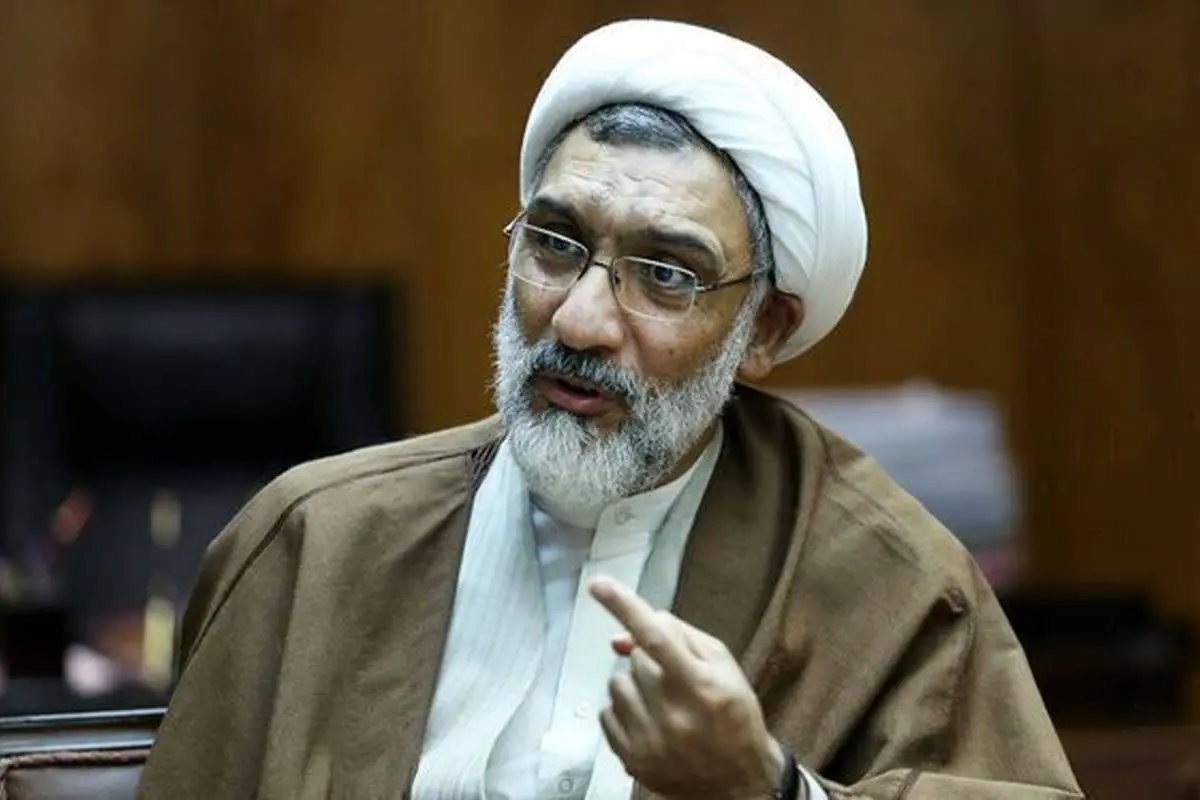 انتقاد محمد را از صدای ایران ری ؛ به روح مردم نرو