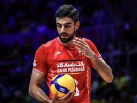 افتتاح ستاره والیبال ایران مقابل چین