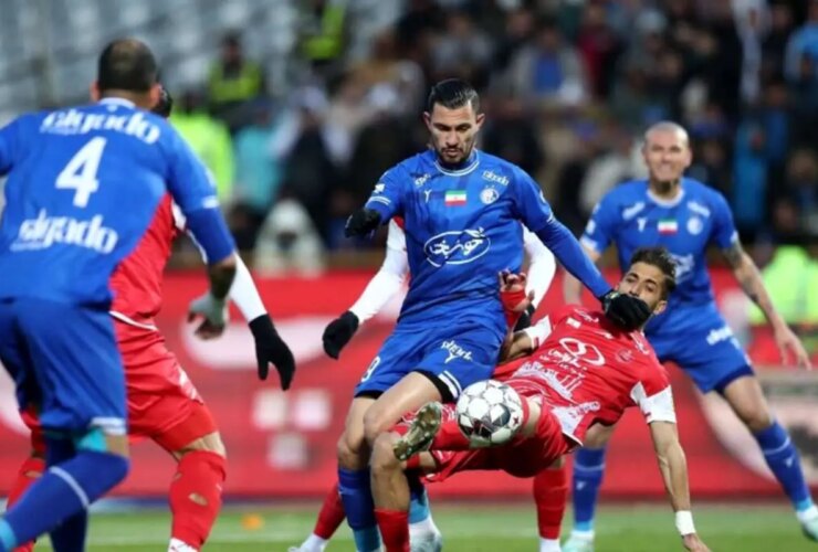 عملکرد استقلال 5 -استار ساپینتو در اردوگاه