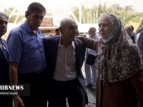 هنرمندان باتجربه از ساختمان شیشه ای IRIB بازدید کردند