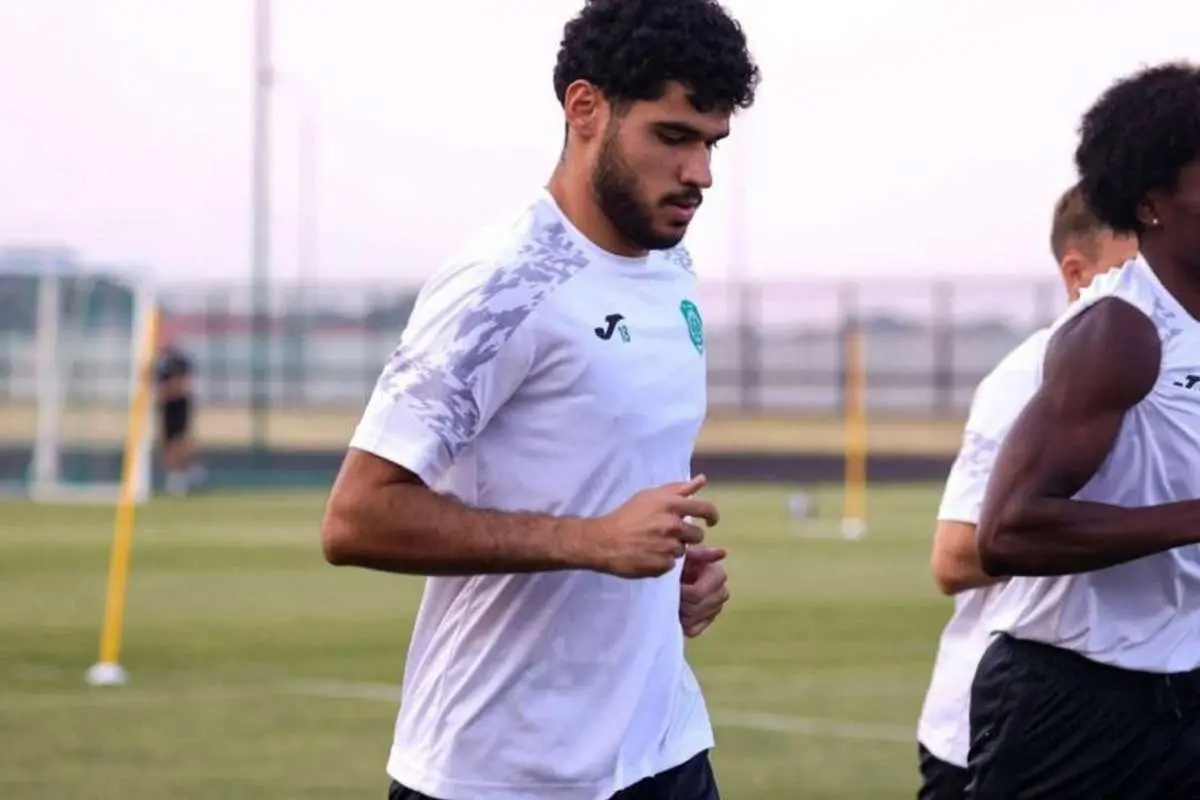 پیشخوان گزینه Persepolis و استقلال