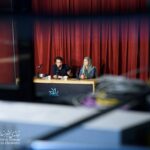 آیا بحران انسانی از دیگران درآمد کسب می کند؟