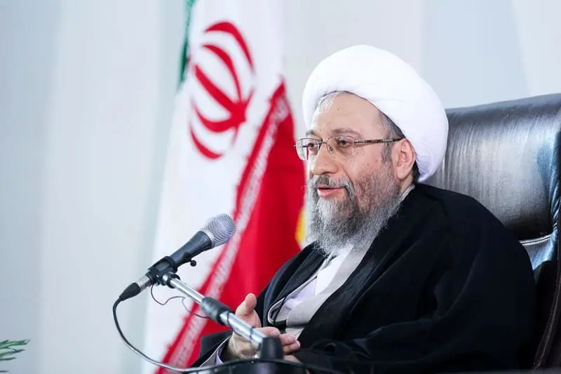 Amollarijani: در جنگ شش روزه ، مردم از سیستمی دفاع می کردند که به چهره آنها نیامد!