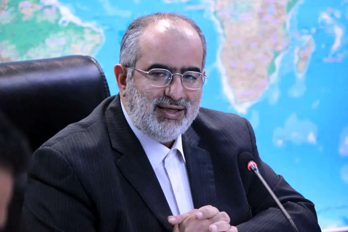 "Khanum" به واکنش "آشنا" ، ادعای فروش سرزمین پادگان حمل و نقل هوایی 4 Khanum به واکنش آشنا ، ادعای فروش سرزمین پادگان حمل