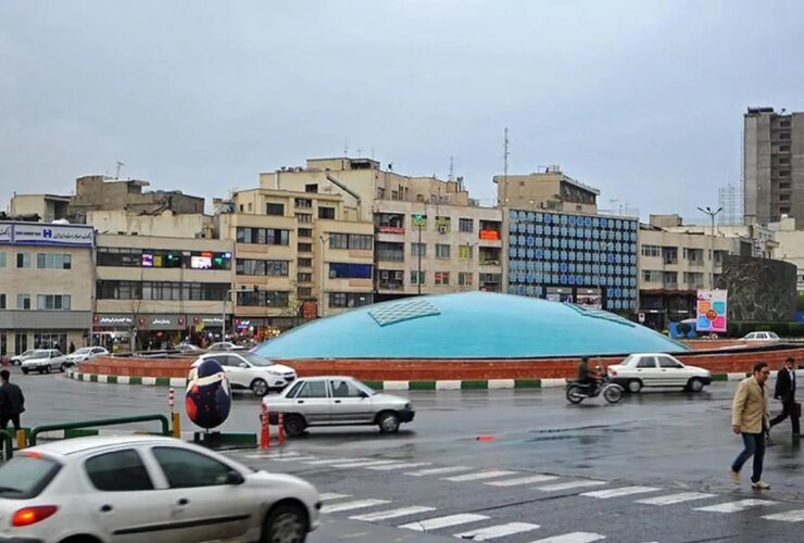 Tehran Revolution Square Wall Rostam و American Dragon War 35 Tehran Revolution Square Wall Rostam و American Dragon War