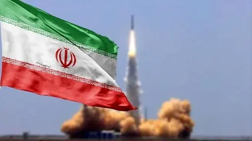 انتقاد از روزنامه هاردلینز از جمهوری اسلامی: در طول بحران بین سکوت