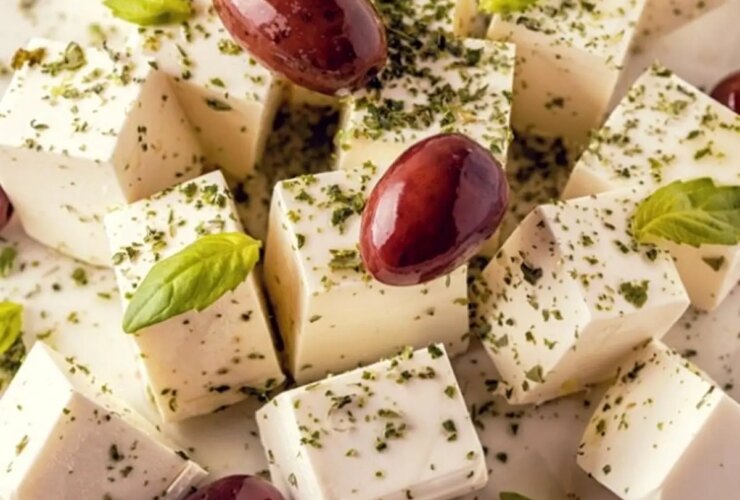 این 2 غذا و پنیر ممنوع است!