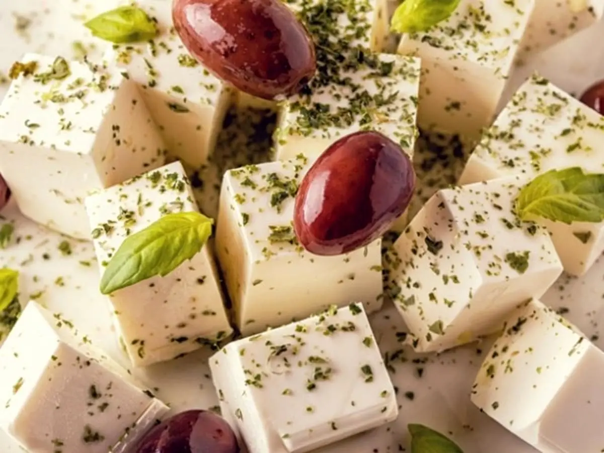 این 2 غذا و پنیر ممنوع است!