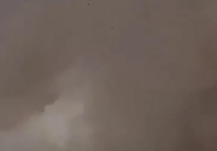 برای دیدن لحظاتی پس از پرتاب موشک فضایی استرالیا افتاد