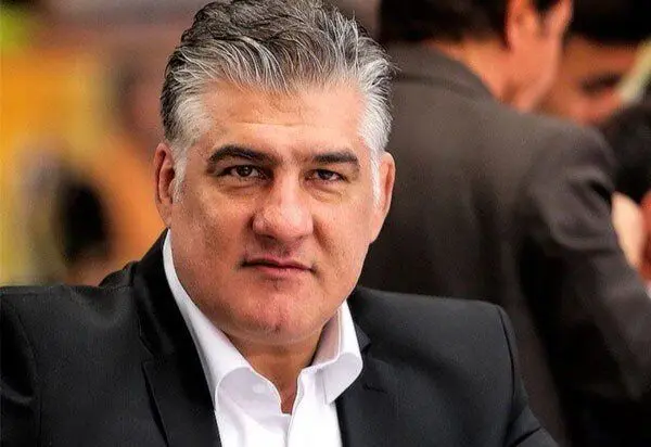 توصیه Alireza Heydari به امیر رضا ماومی: شرط و ین زار!