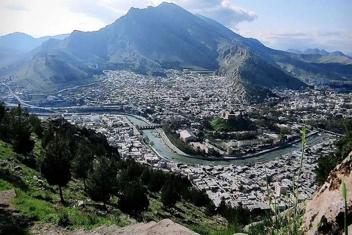 سوابق جهانی دره Khoramabad در یونسکو ؛ اشک لحظه تأیید و شور و شوق متخصصان 4 سوابق جهانی دره Khoramabad در یونسکو ؛ اشک لحظه تأیید و شور و شوق متخصصان