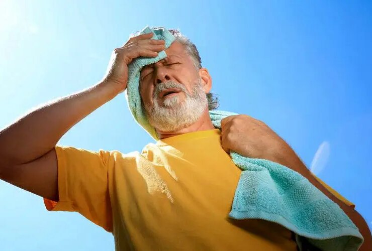شاخص تابش اشعه ماوراء بنفش در سطح هشدار