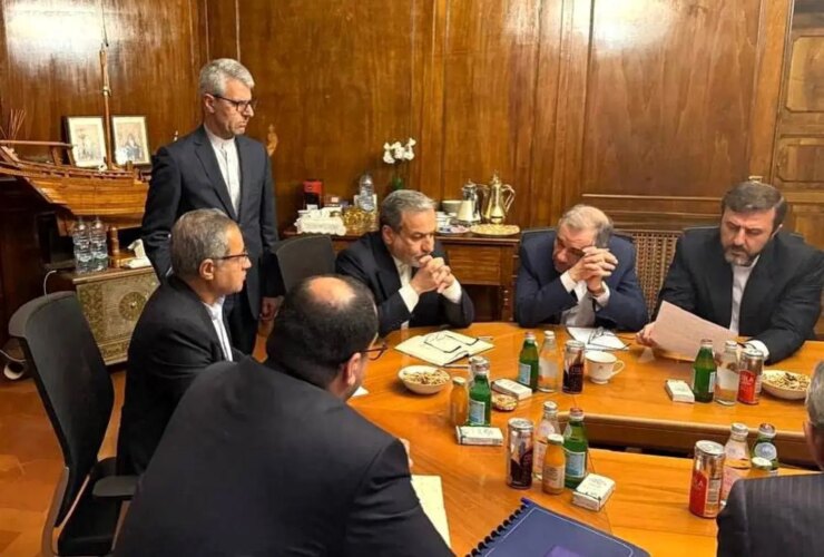 مذاکره مستقیم با ایالات متحده به سه دلیل یک ضرورت استراتژیک است.