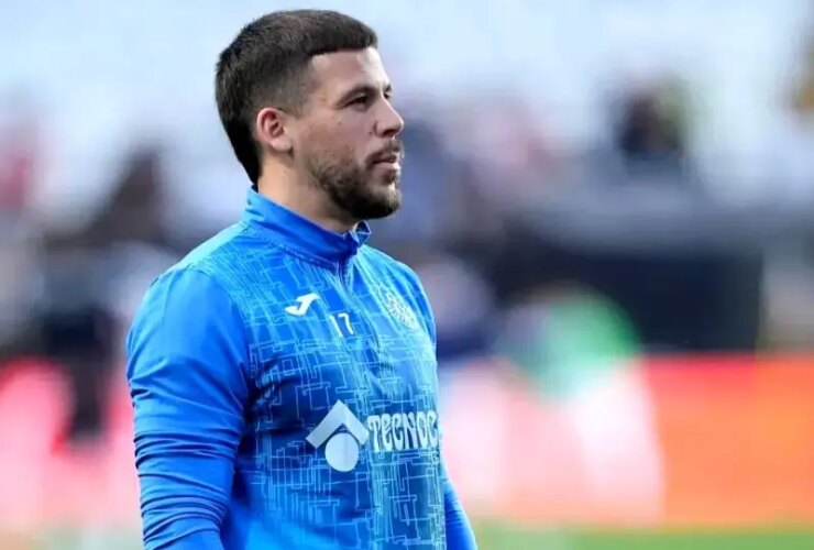 مصدومیت شدید ستاره بارسلونا پس از حمله به سگهای وحشی 38 مصدومیت شدید ستاره بارسلونا پس از حمله به سگهای وحشی