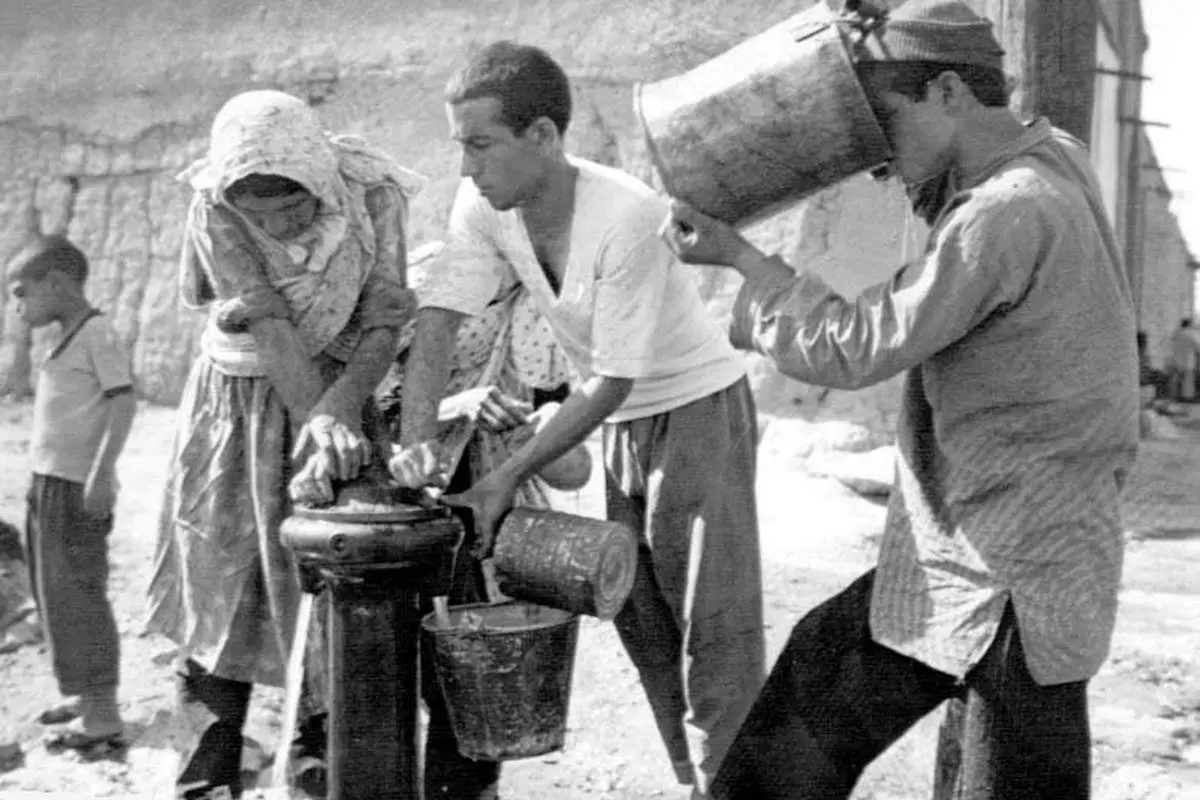 پنج سال پیش میزان آب در تهران چقدر بود؟ 4 پنج سال پیش میزان آب در تهران چقدر بود؟