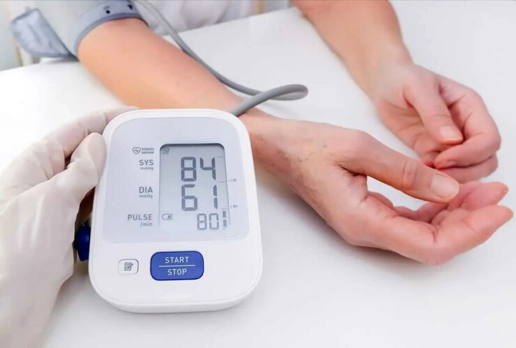 پیشنهادات خانگی برای کاهش فشار ناگهانی هنگام ایستادن؟