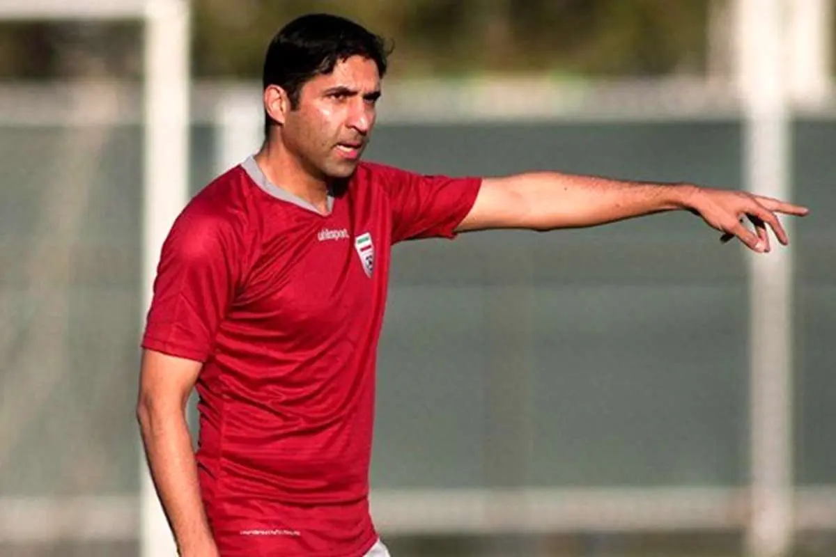 چند دستیار خارجی در پرسپولیس وجود دارد؟ 4 چند دستیار خارجی در پرسپولیس وجود دارد؟