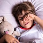 چگونه می توانم صحبت با کودکان را متوقف کنم؟