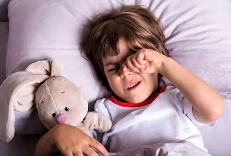 چگونه می توانم صحبت با کودکان را متوقف کنم؟