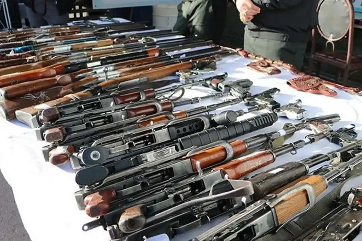 کشف و توقیف سلاح های غیرمجاز ؛ دستگیری 4 نفر در هورموزگان 4 کشف و توقیف سلاح های غیرمجاز ؛ دستگیری 4 نفر در هورموزگان