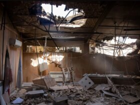 گلو پاره شده سرباز ؛ جزئیات حمله به زندان خانه