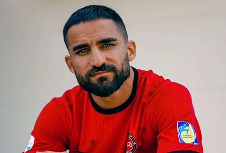 سپاهان بازیکن تراکتور را مصادره کرد. آیا جابجایی ویژه ای در جاده وجود دارد؟ 20 سپاهان بازیکن تراکتور را مصادره کرد. آیا جابجایی ویژه ای در جاده وجود دارد؟