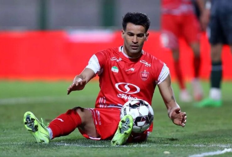 در لیست اول استقلال ، نام عیسی الباتیر