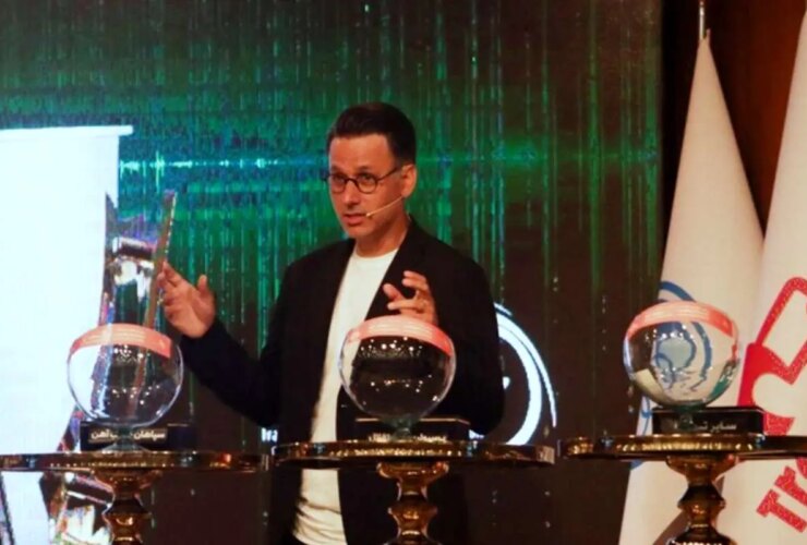 مربی تلویزیون مربی تلویزیون! 33 مربی تلویزیون مربی تلویزیون!