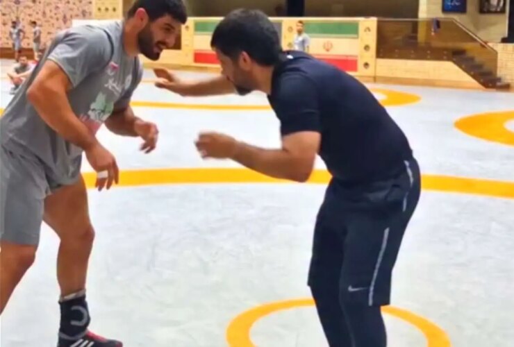 برای دیدن کشتی باشکوه وزیر با خاک قاسیمپور و کامران!