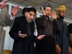 تصاویر مسجد 6 ساله -به خدمت مسجد ادامه می دهد