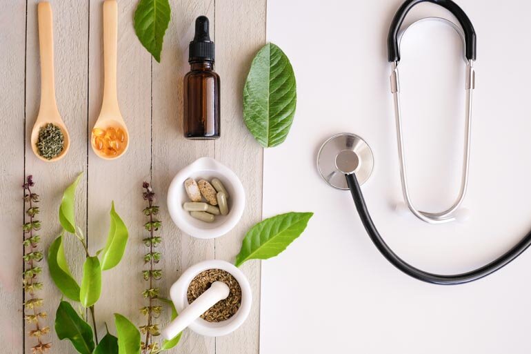 به چندین تصور غلط از مصرف داروهای گیاهی پاسخ دهید