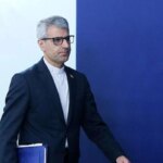 جلسه بقا با سفیران هلندی و ژاپن