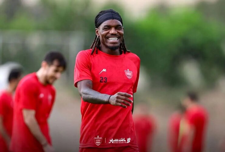 واکنش پرسپولیس به محرومیت بیفوم