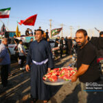 زائران arbaeen از غذاهای خشک و کنسرو استفاده می کنند