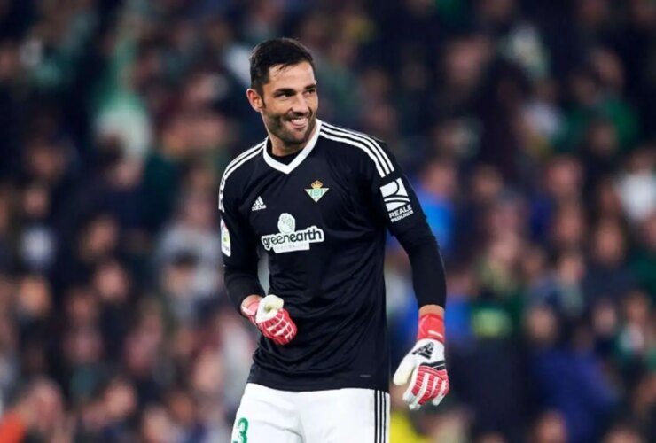 ستایش از ستاره جدید در تمرینات ؛ استقلال صاحب عقاب است! 3 ستایش از ستاره جدید در تمرینات ؛ استقلال صاحب عقاب است!