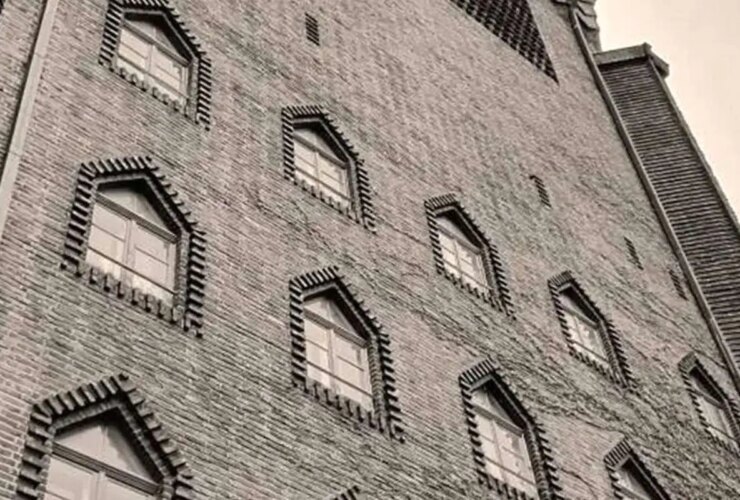 کلیسای صلیب برلین ؛ شاهکار معماری اکسپرسیونیست در قلب آلمان